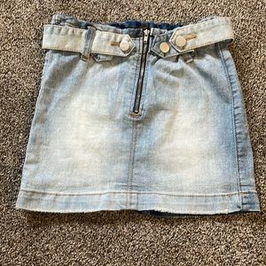 Girls Jean skirt, size 7/8
